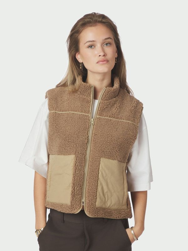 Scout Teddy Waistcoat Taupe